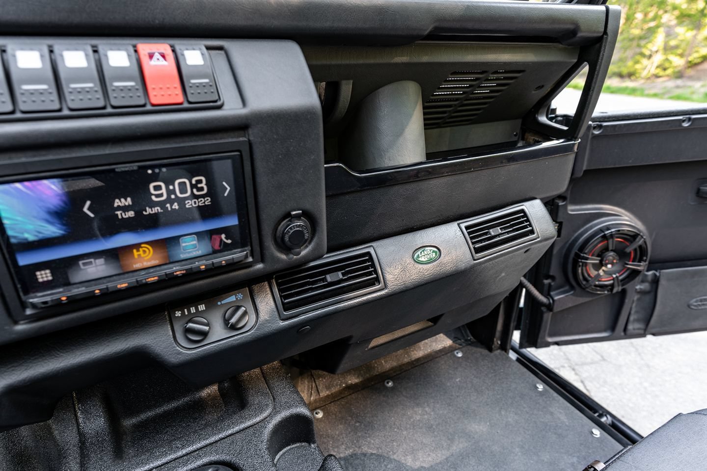 Used 1997 Land Rover Defender 90 AWD/4WD image 37