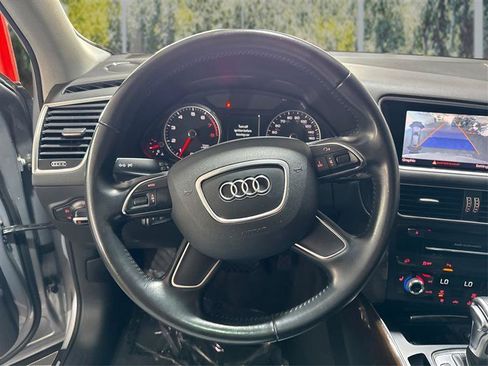 Used 2016 Audi Q5 2.0T Premium Plus w/ Technology Package AWD/4WD image 18