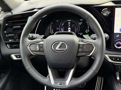 Used 2024 Lexus RX 500h F Sport image 9