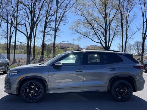 New 2026 Volkswagen Tiguan SE R-Line image 4