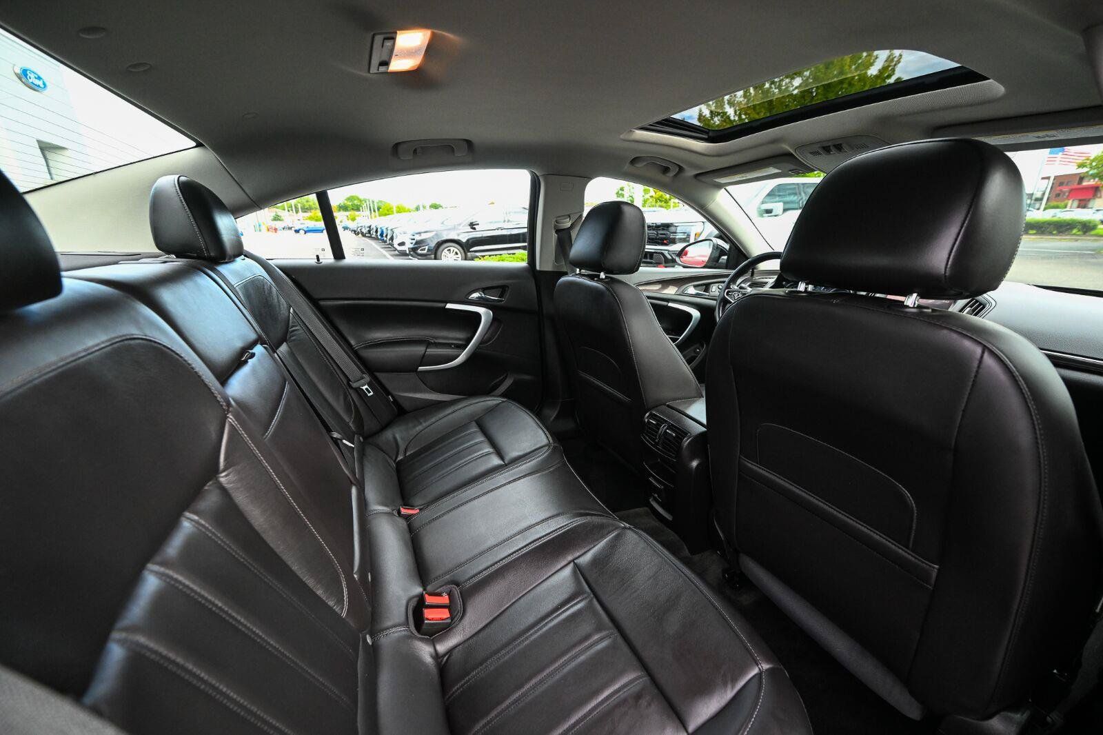 Used 2016 Buick Regal Premium FWD image 35