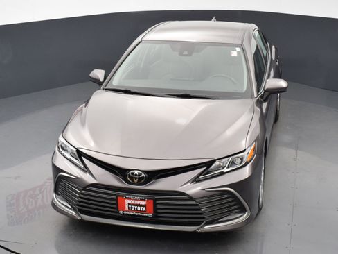 Used 2024 Toyota Camry LE image 22
