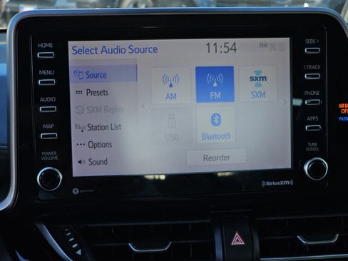 Used 2021 Toyota C-HR Limited image 22