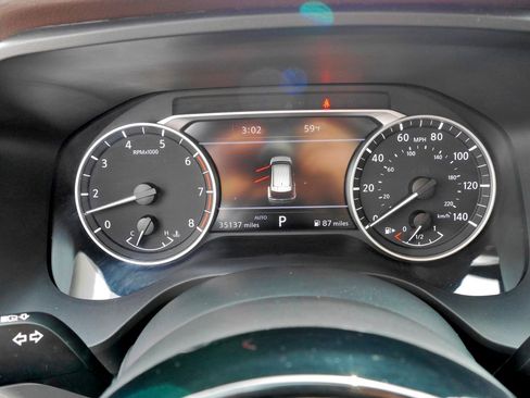 Used 2023 Nissan Rogue SL w/ SL Premium Package image 27