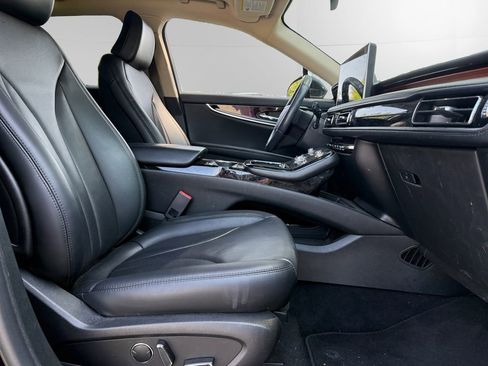 Used 2023 Lincoln Nautilus Reserve w/ Equipment Group 201A FWD image 14