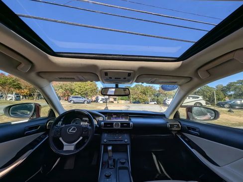 Used 2015 Lexus IS 250 image 14