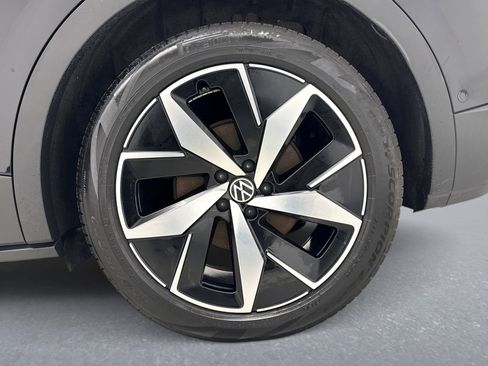 Used 2023 Volkswagen ID.4 Pro S image 27