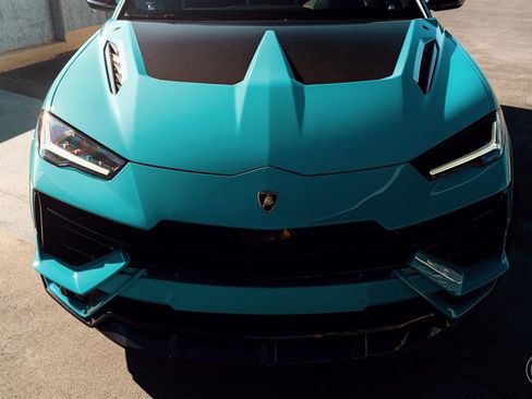 Used 2024 Lamborghini Urus S AWD/4WD image 2