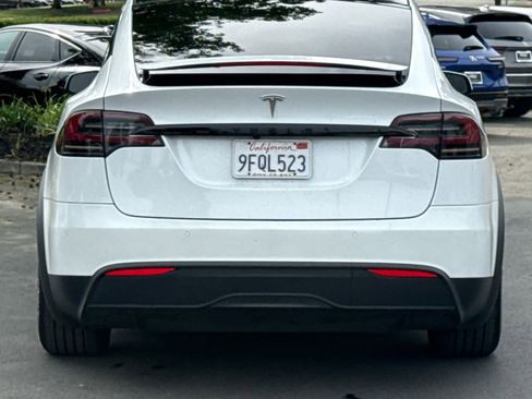 Used 2023 Tesla Model X image 15