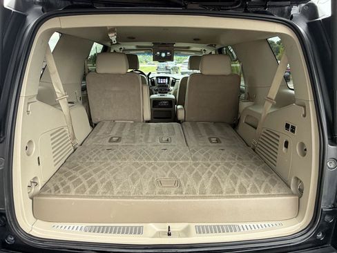 Used 2017 GMC Yukon Denali w/ Open Road Package AWD/4WD image 29