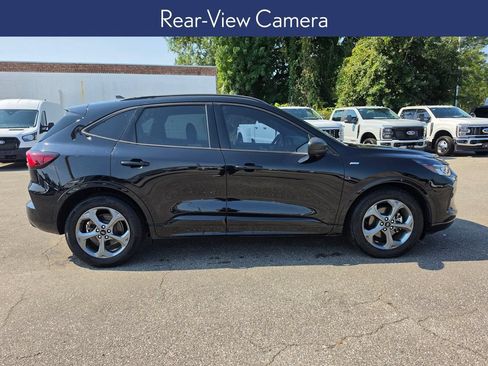 Used 2023 Ford Escape ST-Line w/ Tech Pack #1 FWD image 12