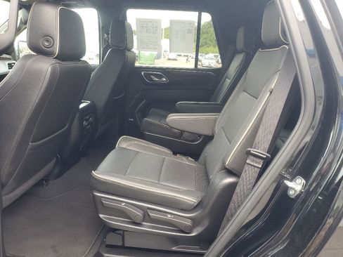 Used 2024 Chevrolet Tahoe Premier AWD/4WD image 13
