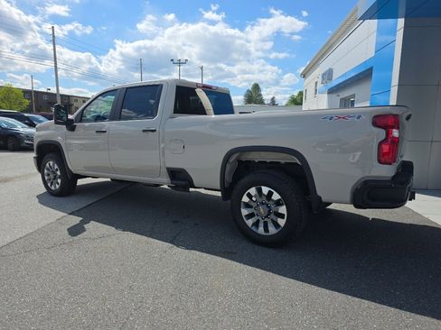 New 2026 Chevrolet Silverado 2500 Custom w/ Custom Value Package AWD/4WD image 7