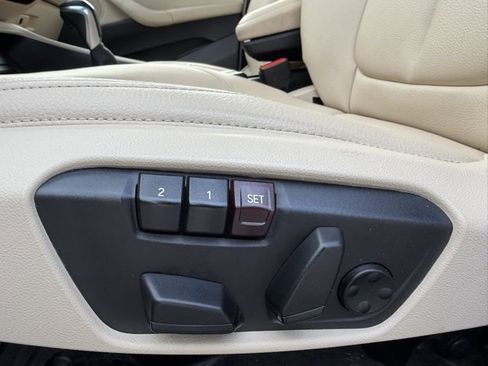 Used 2018 BMW X1 xDrive28i image 16