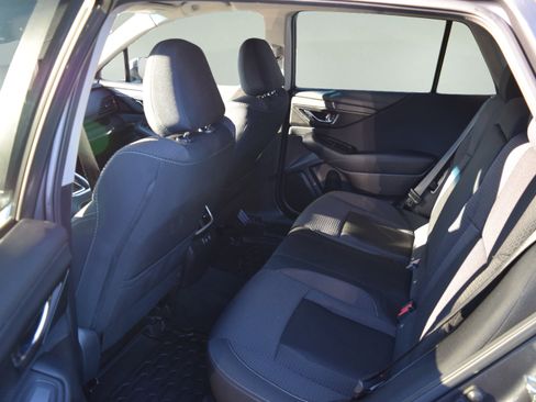 Used 2022 Subaru Outback Premium image 6