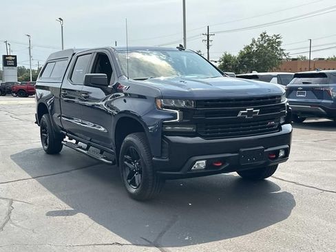 Certified 2021 Chevrolet Silverado 1500 LT Trail Boss w/ Convenience Package II AWD/4WD image 2