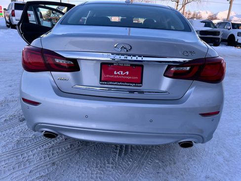 Used 2019 INFINITI Q70 Luxe image 27