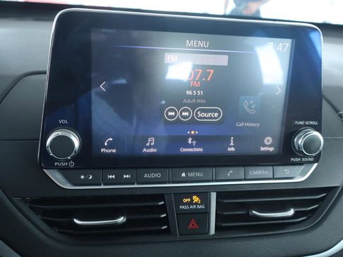 Used 2019 Nissan Altima 2.5 SV image 22