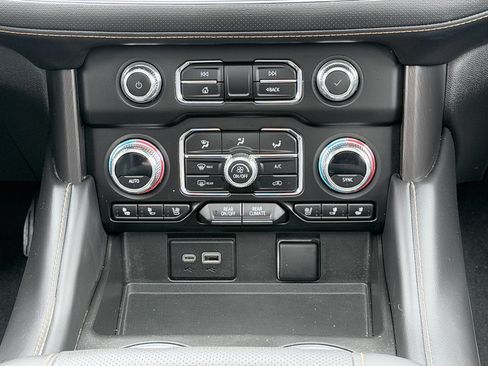Used 2023 GMC Yukon AT4 w/ AT4 Premium Plus Package AWD/4WD image 20