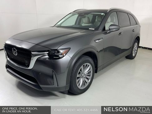 Certified 2025 MAZDA CX-90 Plug-In Hybrid w/ Preferred AWD/4WD image 3
