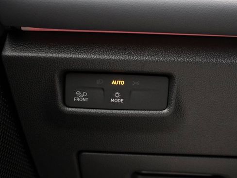 New 2026 Volkswagen Tiguan SEL R-Line image 11