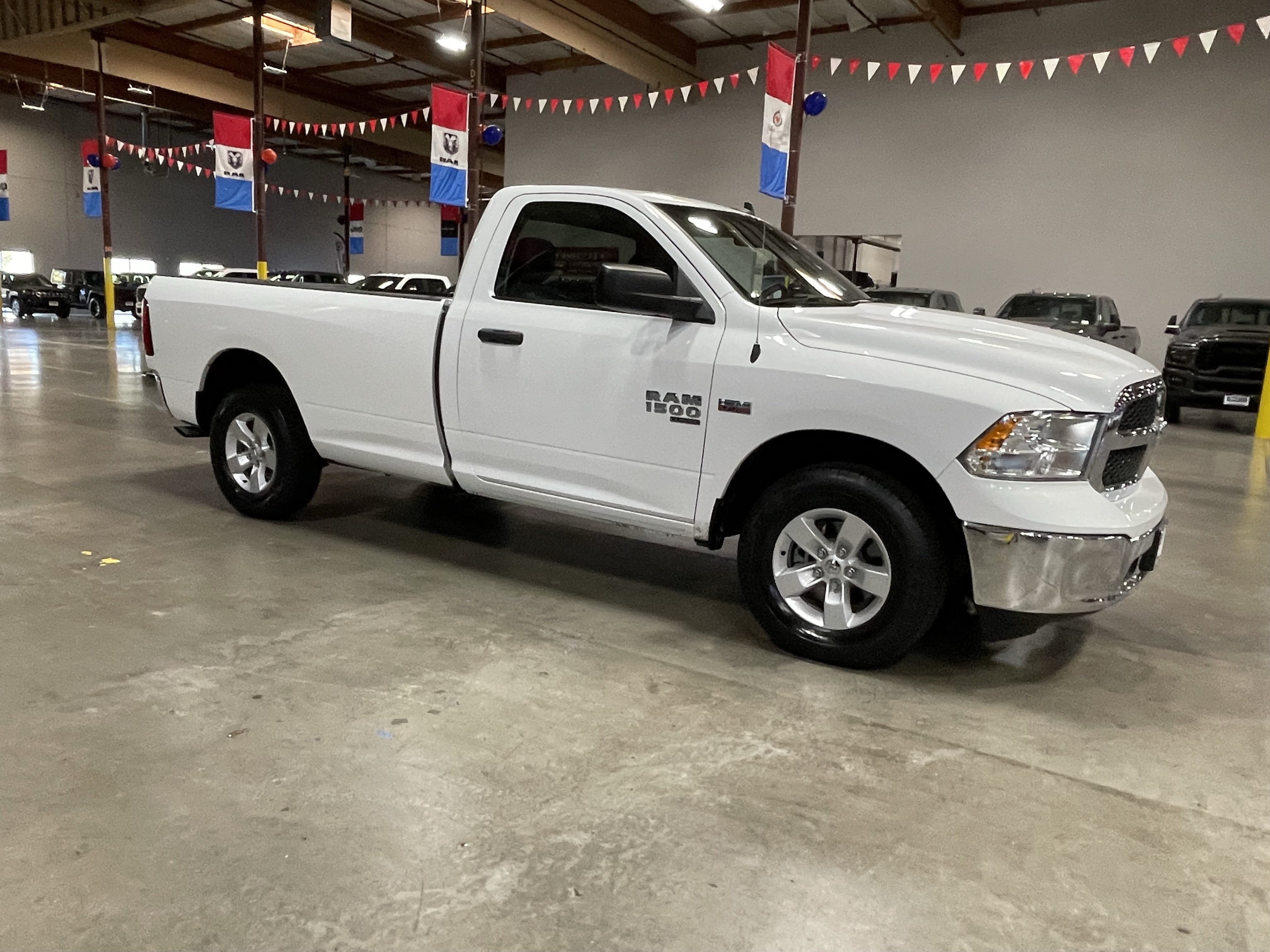 Certified 2022 RAM 1500 Classic SLT AWD/4WD image 7