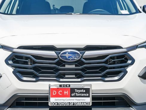 Used 2025 Subaru Crosstrek 2.5i Limited w/ Crosstrek Mirror Package AWD/4WD image 5