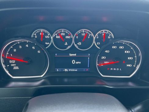 Used 2021 Chevrolet Silverado 1500 LT image 20