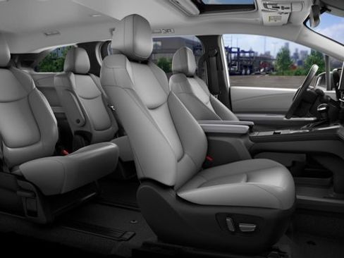 New 2026 Toyota Sienna XLE image 20