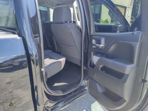 Used 2018 Chevrolet Silverado 1500 LT w/ All Star Edition AWD/4WD image 16