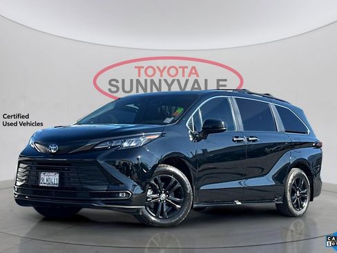 Certified 2024 Toyota Sienna XLE Woodland Edition image 1