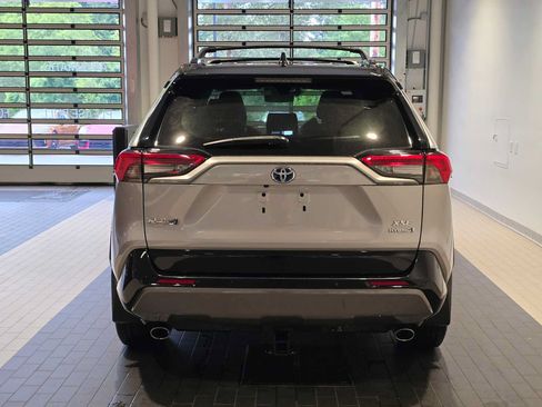 Used 2020 Toyota RAV4 XSE AWD/4WD image 6