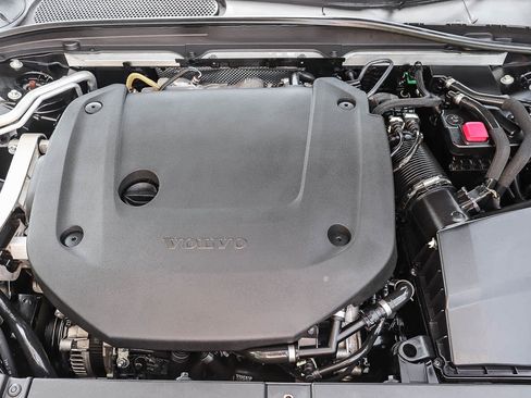 Used 2023 Volvo S90 B6 Plus AWD/4WD image 29