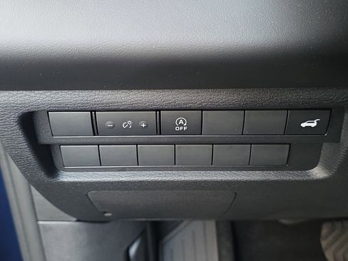 New 2026 Mitsubishi Outlander SE image 26