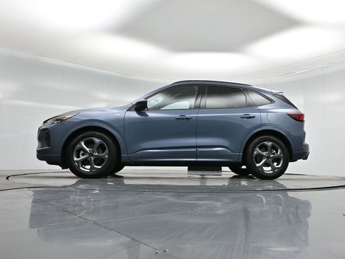 Certified 2023 Ford Escape ST-Line w/ Tech Pack #1 image 8