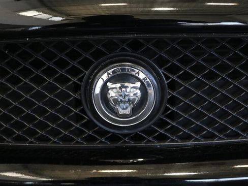 Used 2010 Jaguar XKR R RWD image 79