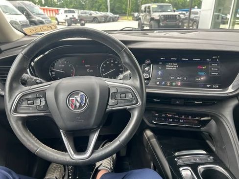Used 2022 Buick Envision Preferred FWD image 9
