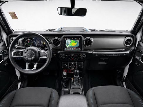 Used 2023 Jeep Wrangler Unlimited Rubicon 4xe AWD/4WD image 24