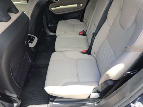 Used 2026 Volvo XC90 B5 Core w/ Protection Package Premier AWD/4WD image 15