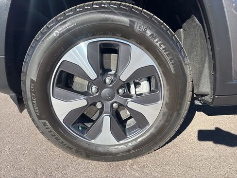 Used 2022 Jeep Grand Cherokee Limited 4xe w/ Luxury Tech Group II image 35