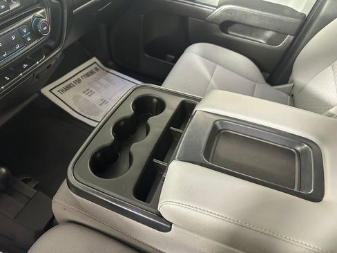 Used 2017 Chevrolet Silverado 1500 W/T AWD/4WD image 30