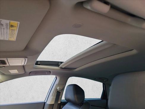 Used 2025 Honda Accord EX-L image 19