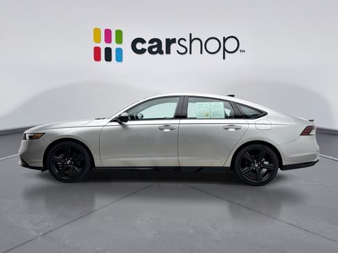 Used 2025 Honda Accord Sport image 2