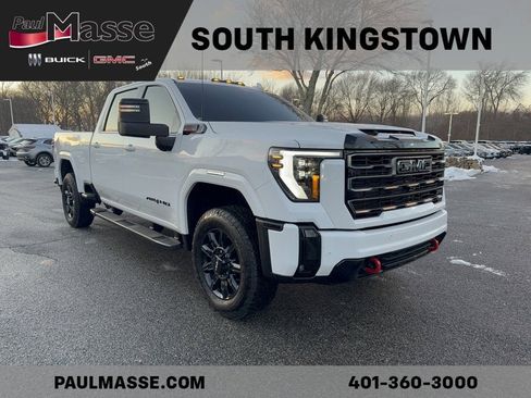 Used 2025 GMC Sierra 2500 AT4 w/ AT4 Premium Plus Package image 3