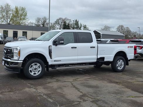 New 2026 Ford F350 XLT w/ 360-Degree Camera Package AWD/4WD image 34