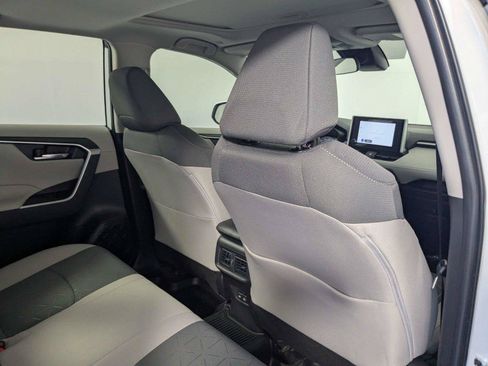 Certified 2025 Toyota RAV4 XLE w/ Convenience Package AWD/4WD image 31