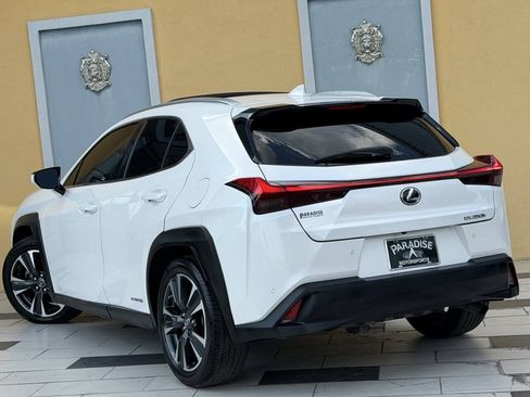 Used 2020 Lexus UX 250h w/ Premium Package AWD/4WD image 6
