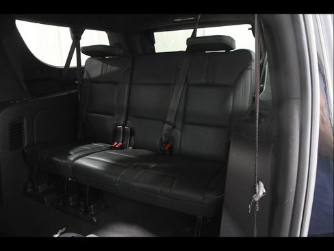 Used 2022 Chevrolet Suburban RST w/ Luxury Package AWD/4WD image 20