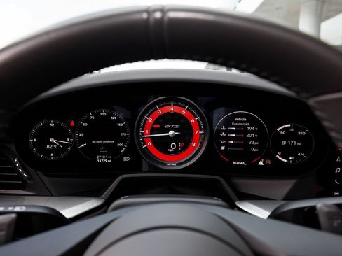Used 2022 Porsche 911 Carrera GTS RWD image 38
