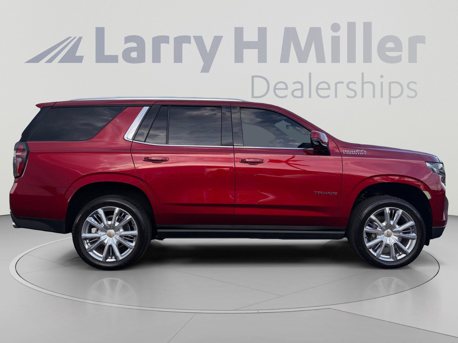 Used 2023 Chevrolet Tahoe High Country w/ Premium Package 2 AWD/4WD image 6